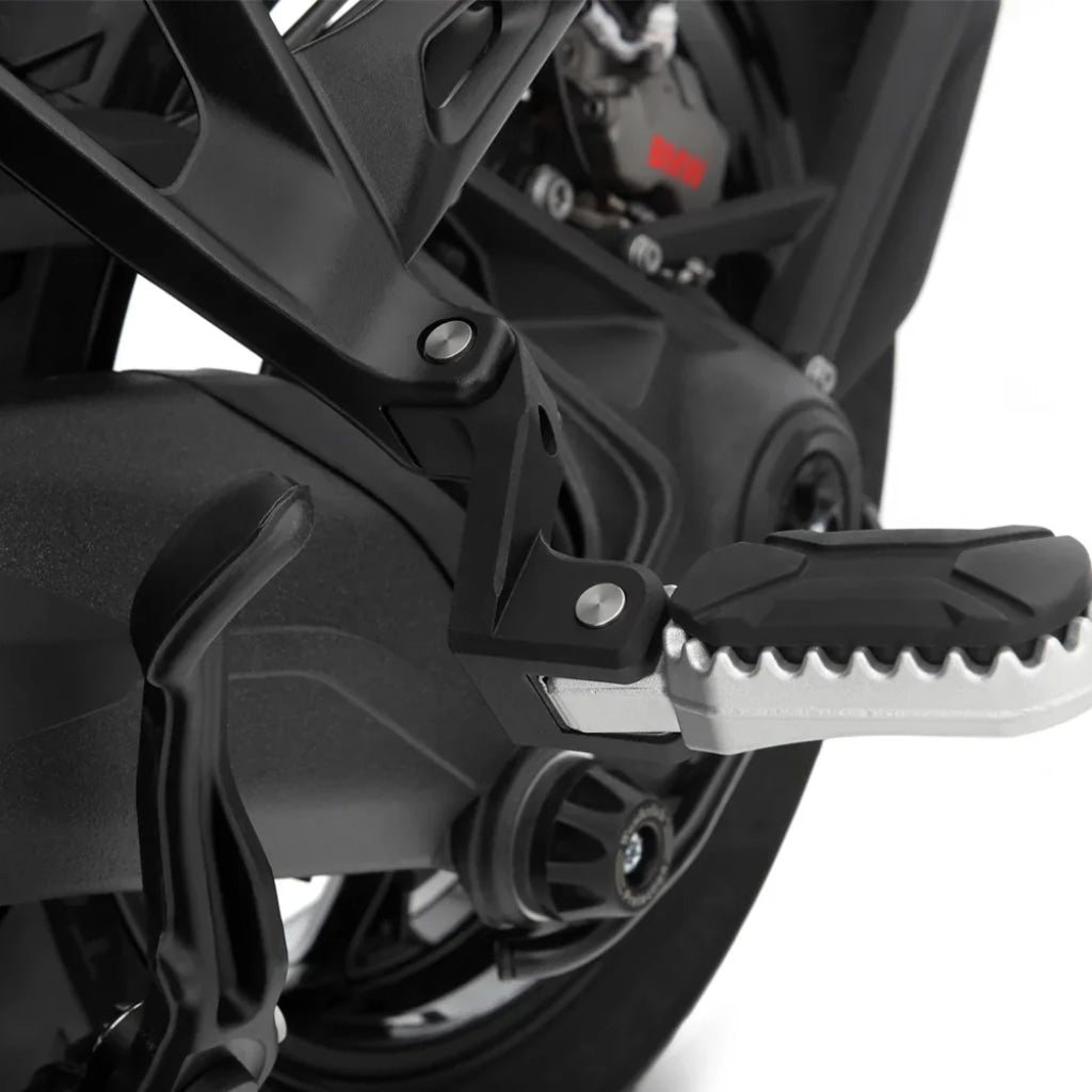 Bmw R 1300 Gs Ergonomics - Passenger Footrest Lowering Kit