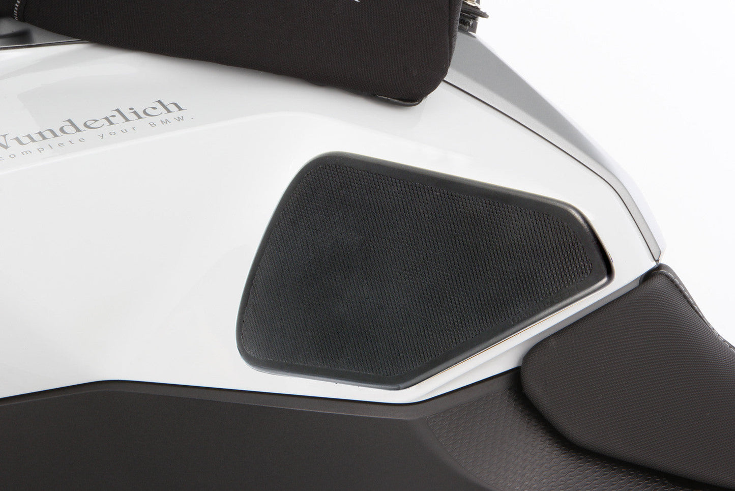 BMW F 900 XR Ergonomics - Tank Pads - Wunderlich
