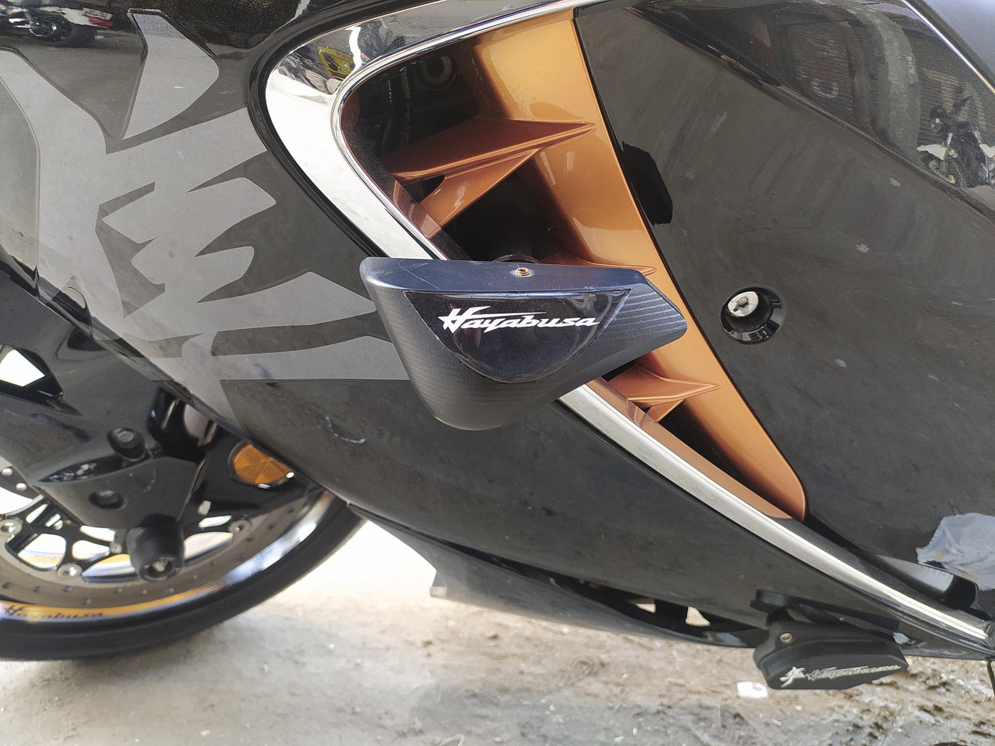 Frame Sliders for Suzuki Hayabusa (2021+) - Protox