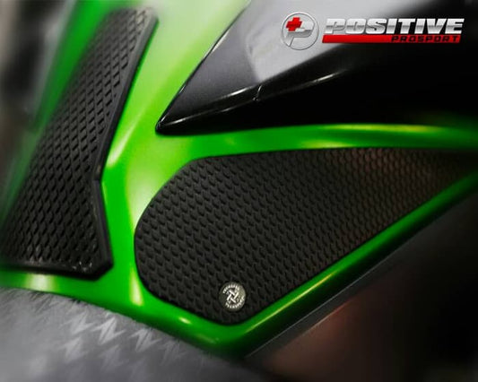 Specific Tank Grips for Kawasaki Z800 - Techspec