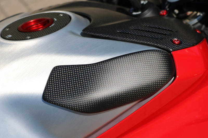 Ducati Panigale/Streetfighter V4 Carbon/Kevlar Fuel Tank Slider - CNC Racing