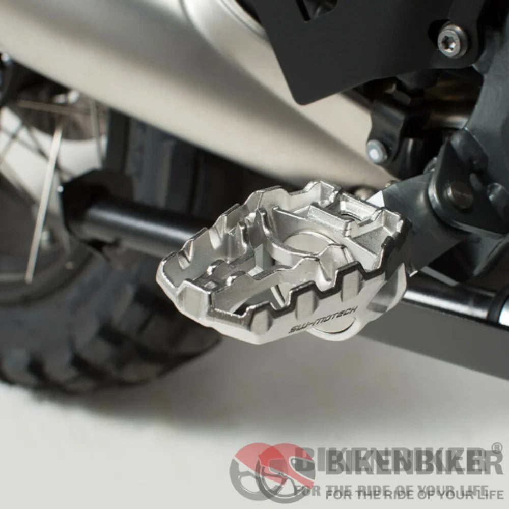 Bmw F750/850 Gs Ergonomics - Evo Footrest Kit Sw-Motech Footpegs