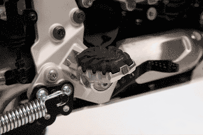 Suzuki V-Strom 650/KTM 390 Adventure - EVO Footrest Kit - SW-Motech