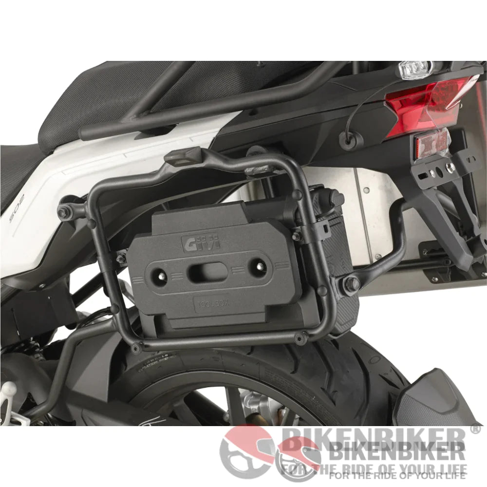 Specific Pannier Holder For Monokey Cases Benelli Trk 502 17- -Givi Side Carrier